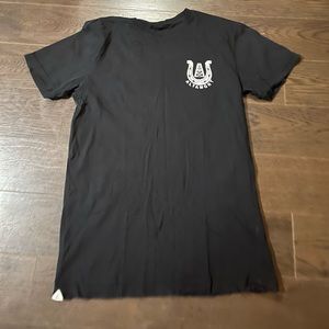 Altamont Horseshoe tee